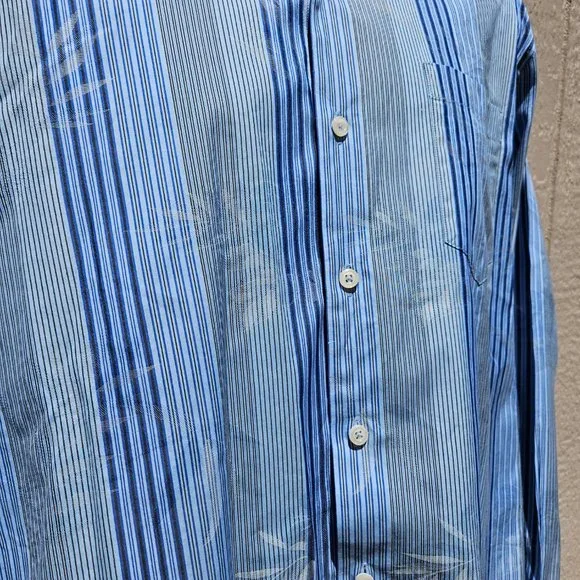 Tommy Bahama Casual Button Down - Picture 5 of 7